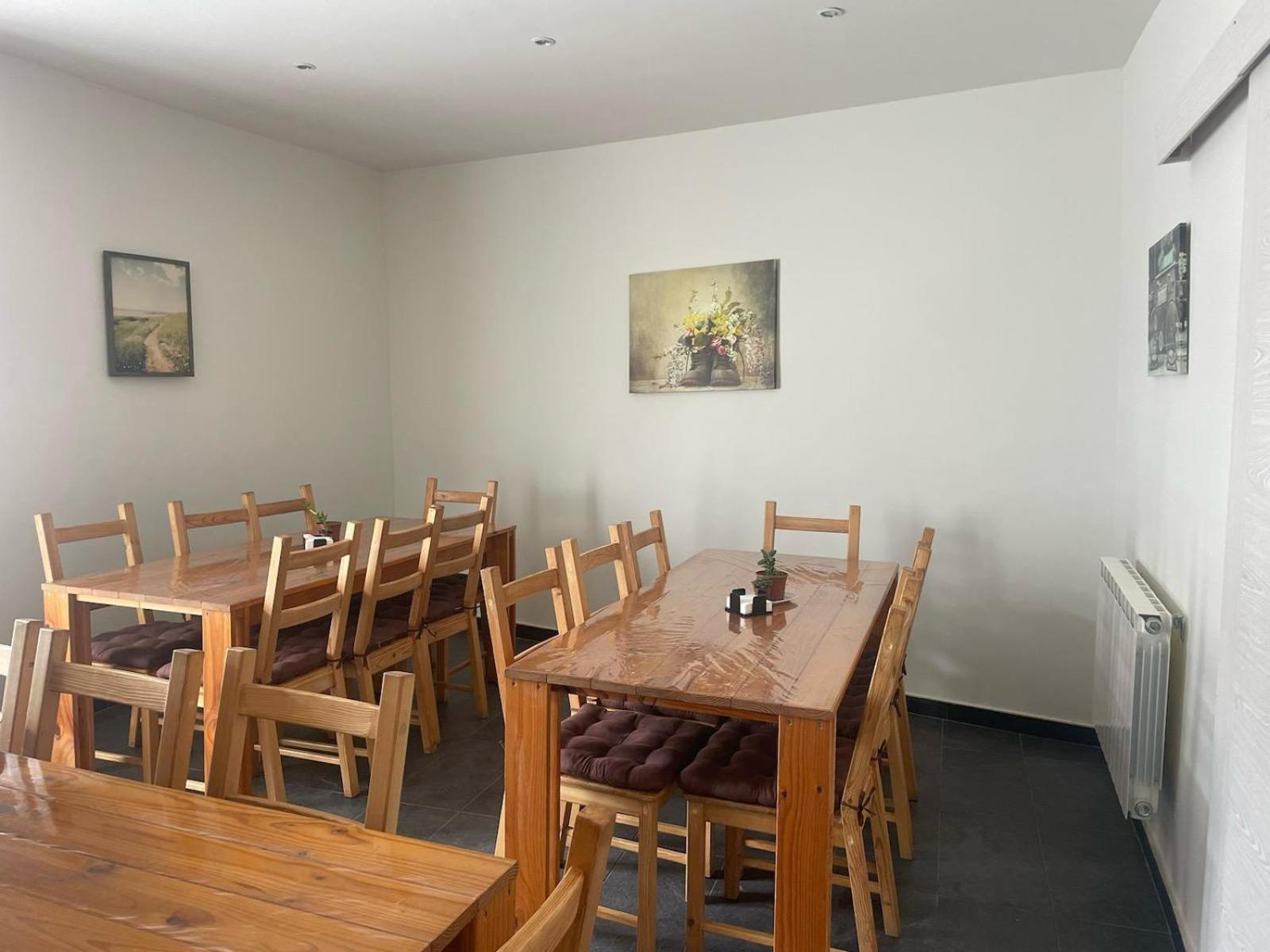 Las Hadas Albergue -Solo Para Peregrinos - Vegano -Bar Reliegos Buitenkant foto